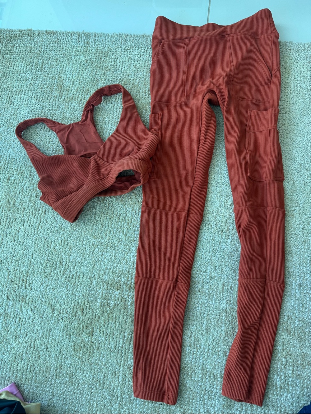 DEVON WINDSOR Ribbed Rust-Colored High-Waist Leggings